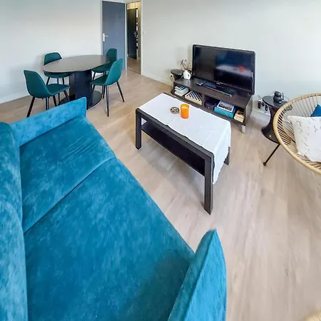 Lägenhet Cozy In With Wifi Royan
